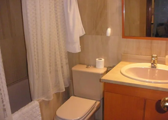 Apartamento Acogedor Con Piscina Próximo A La Playa